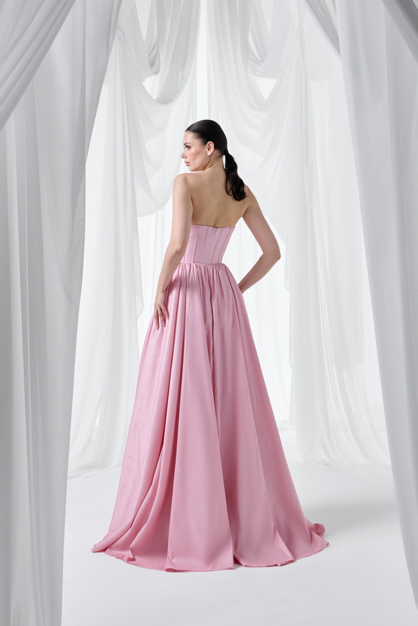 So Lady Model 4101 Straplez Korsajlı Taş Detaylı Yırtmaçlı Uzun Abiye Elbise
