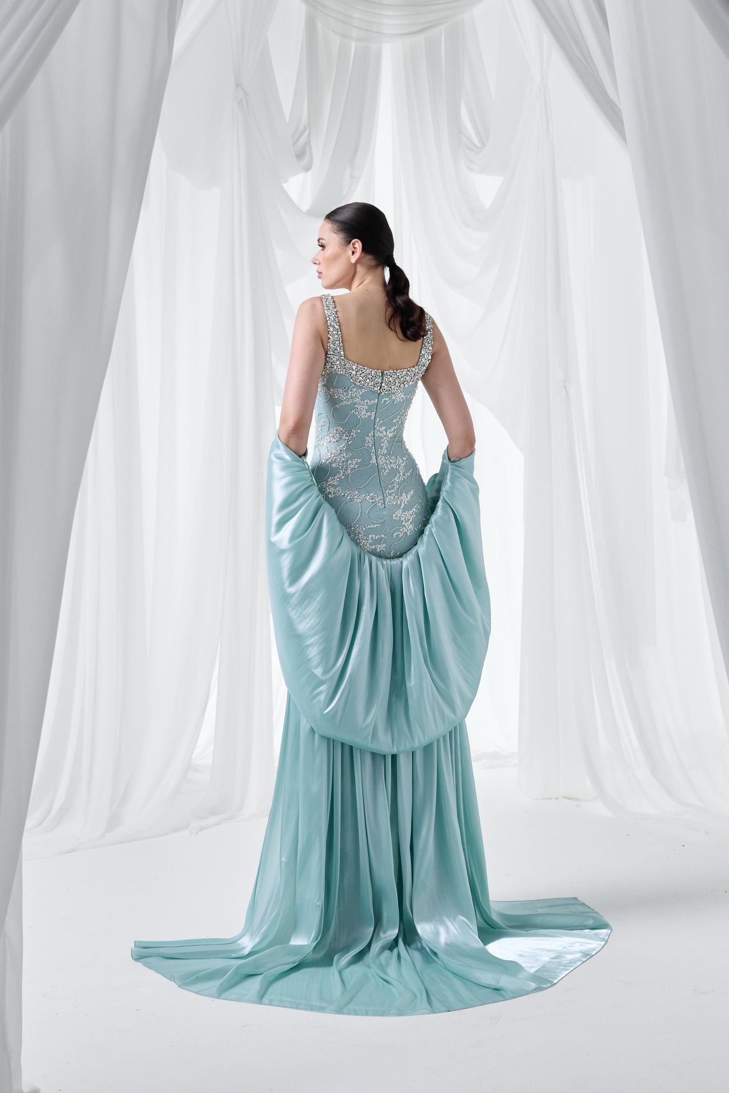So Lady Model 4084 Kare Yaka Taş İşlemeli Şal Detaylı Uzun Abiye Elbise