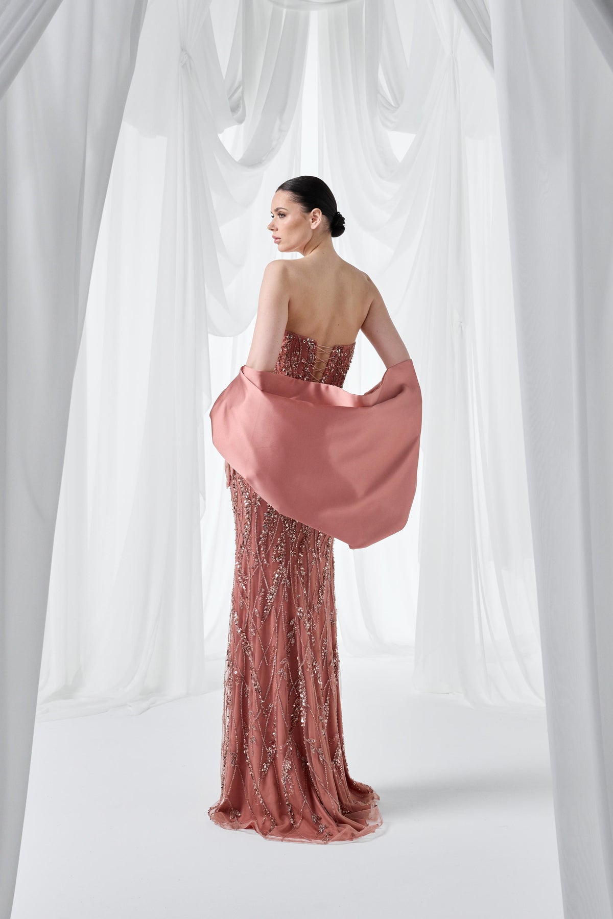 So Lady Model 4063 Straplez İşlemeli Uzun Abiye Elbise