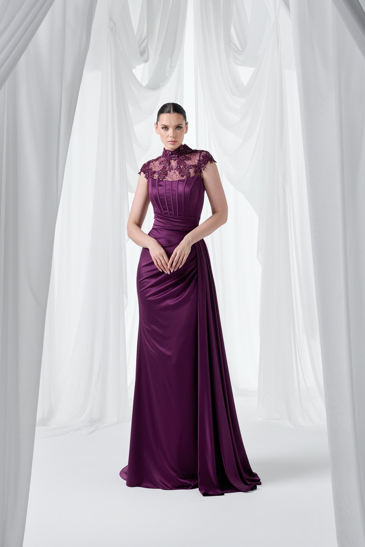 So Lady Model 4002 Dantel Yakalı Drapeli Uzun Abiye Elbise