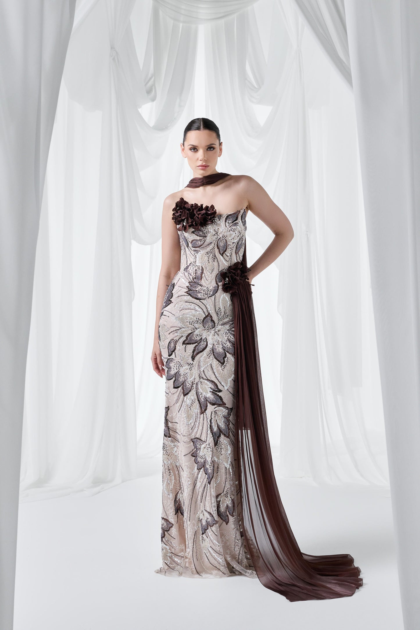 So Lady Model 4055 Çiçek Aplikeli Şal Detaylı Uzun Abiye Elbise