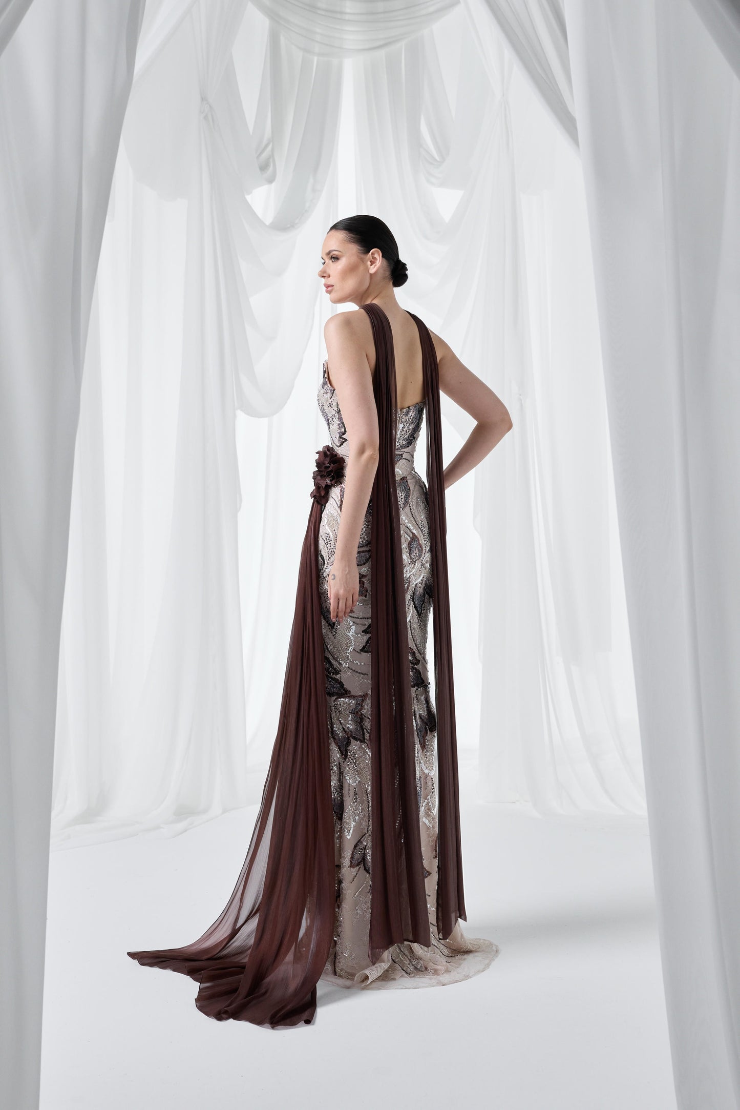So Lady Model 4055 Çiçek Aplikeli Şal Detaylı Uzun Abiye Elbise
