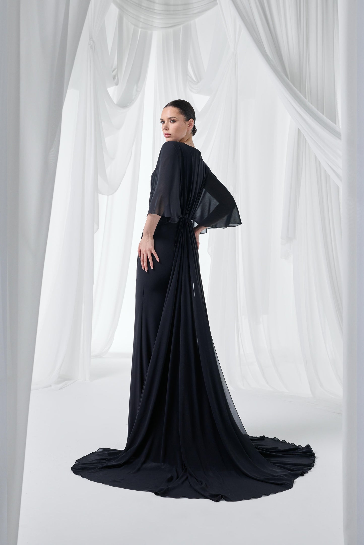 So Lady Model 4032 Taş Tokalı Şifon Kollu Uzun Abiye Elbise