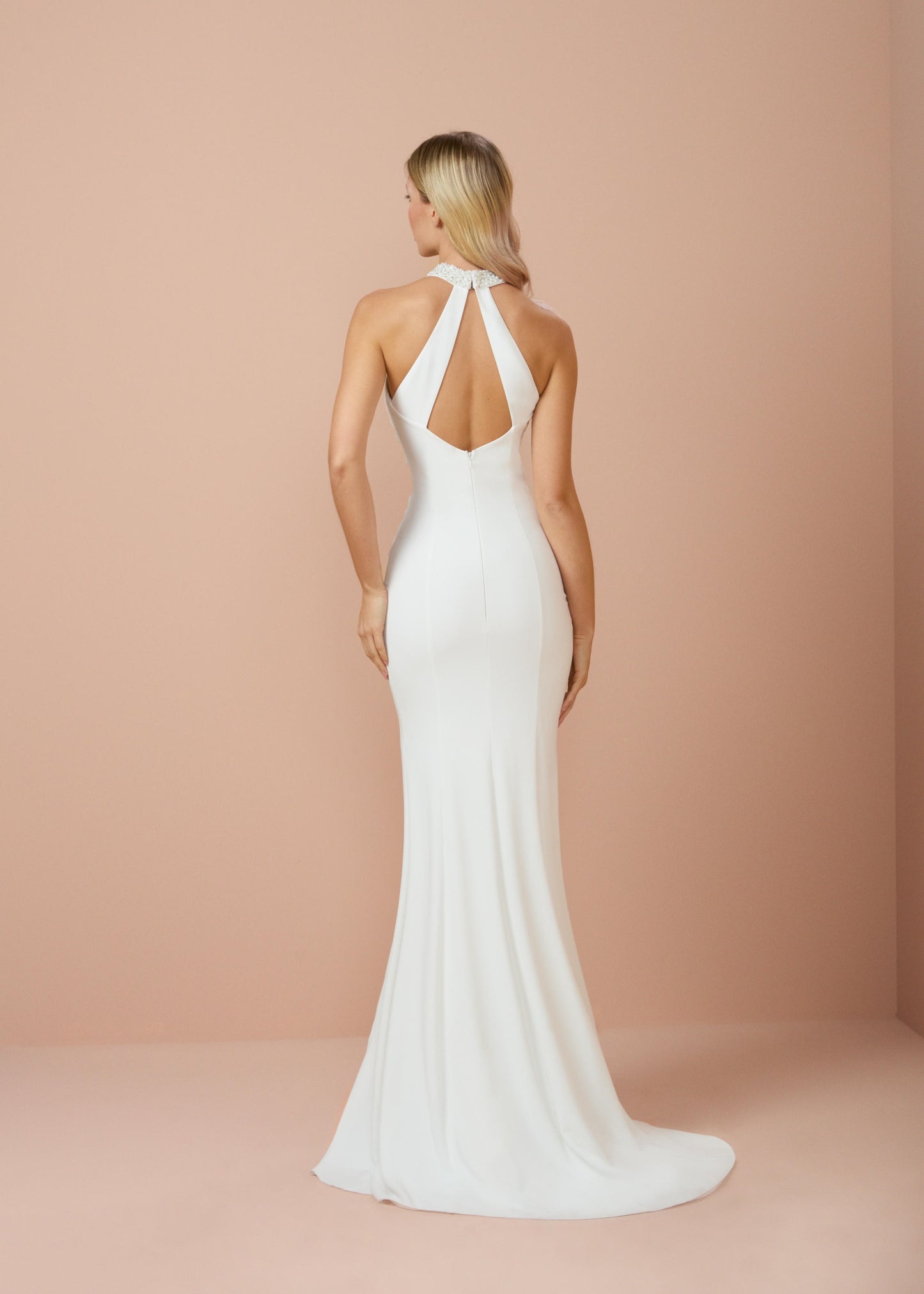 So Lady Model 3030 Halter Yaka Çiçek Detaylı Uzun Abiye Elbise