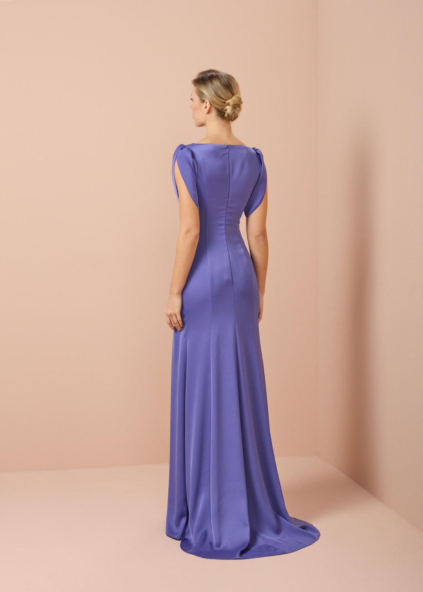 So Lady Model 3061 V Yaka Drapeli Uzun Abiye Elbise