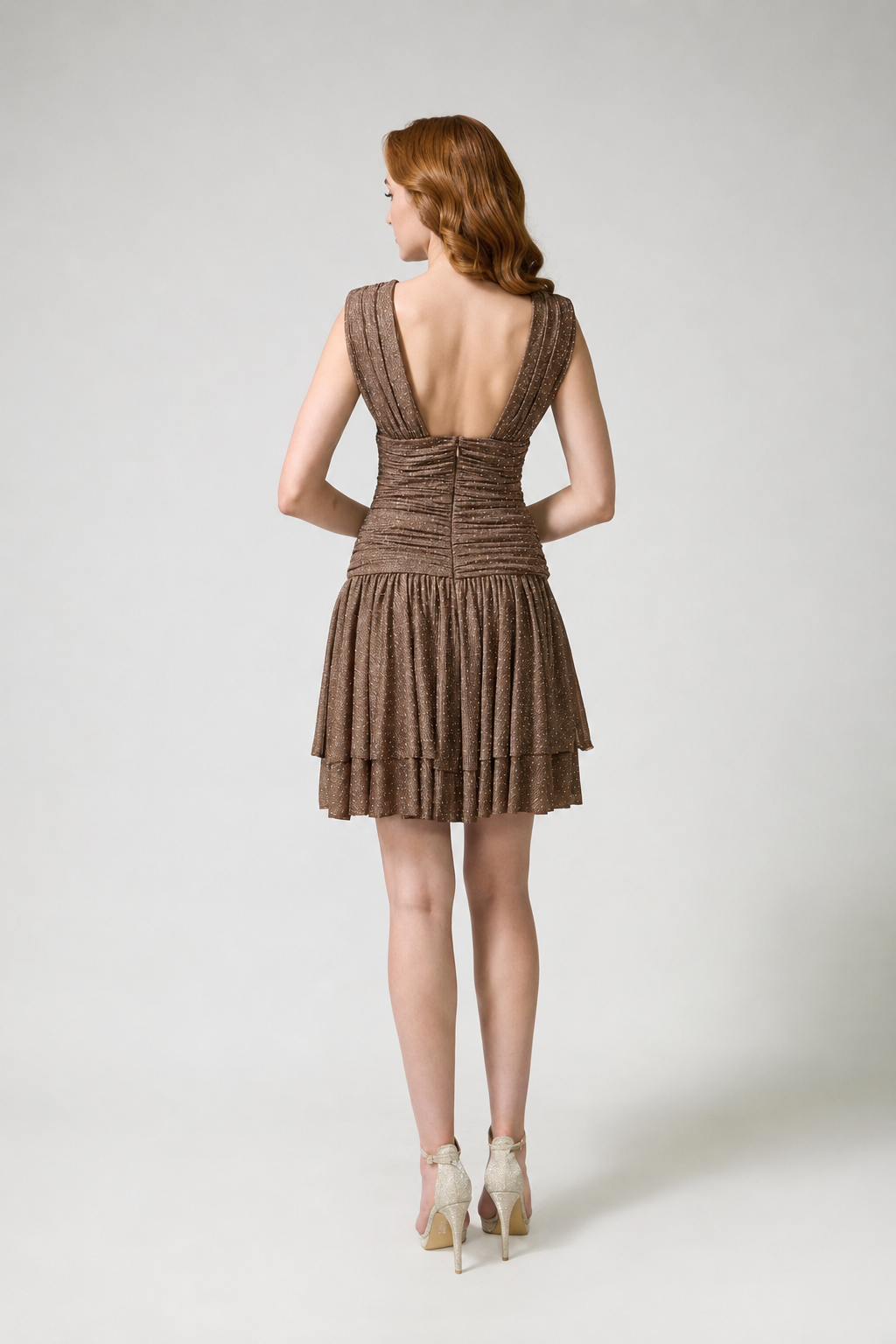 So Lady Model 4116 V Yaka Simli Katlı Kısa Abiye Elbise